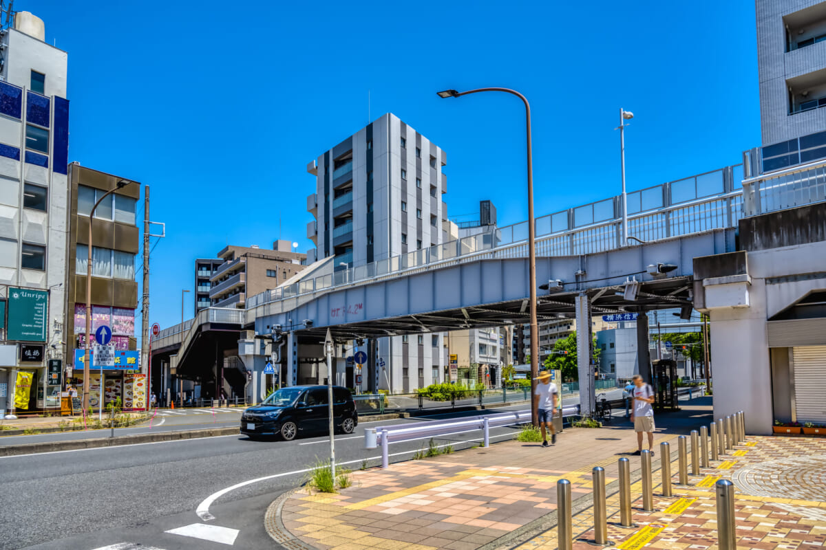 反町駅について
