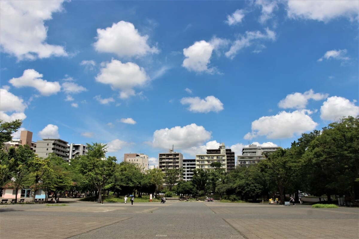 反町公園